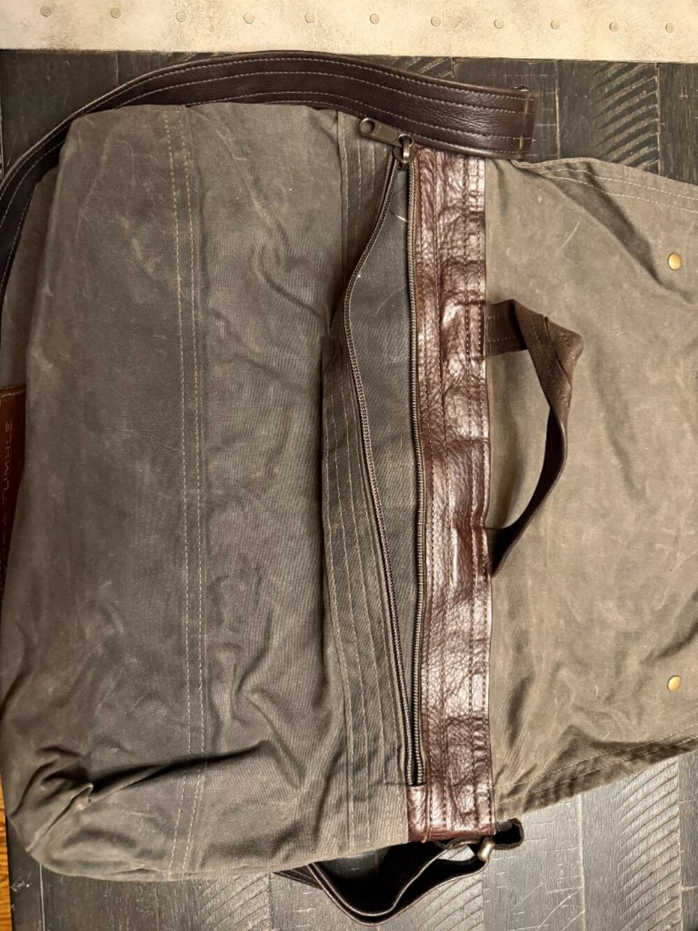 Vintage Rough & Tumble Messenger - Picture 14 of 14